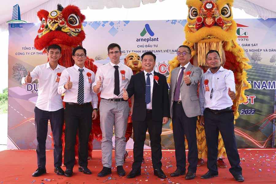 nhà thầu xây dựng