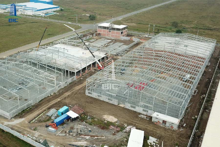 nhà xưởng kết cấu thép