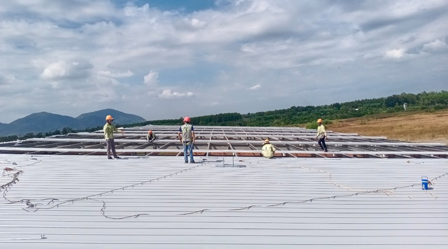 Detail of the roof of the industrial factory