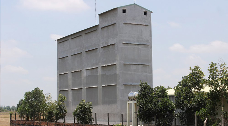 ESTIMATE COST OF BUILDING PRIVACY Swallow's House